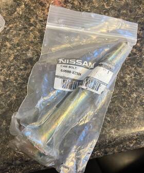 545580ez50a Nissan Genuine Transverse Link Pin Lower Control Arm Bolt 545580ez50a Nissan Genuine Transverse Link Pin Lower Control Arm Bolt