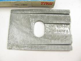 13654 Trw Uni-wedge Differential Pinion Angle Axle Shim 3.5 Inch X 6 - 2-1/2 Degree